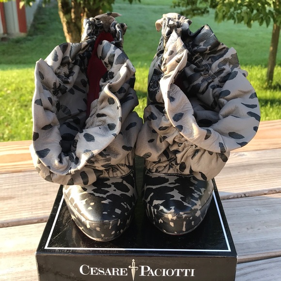 🦋Cesare Paciotti Heels🦋 - Picture 3 of 14